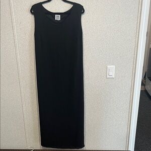R&M Richards Black Sleeveless Maxi Dress